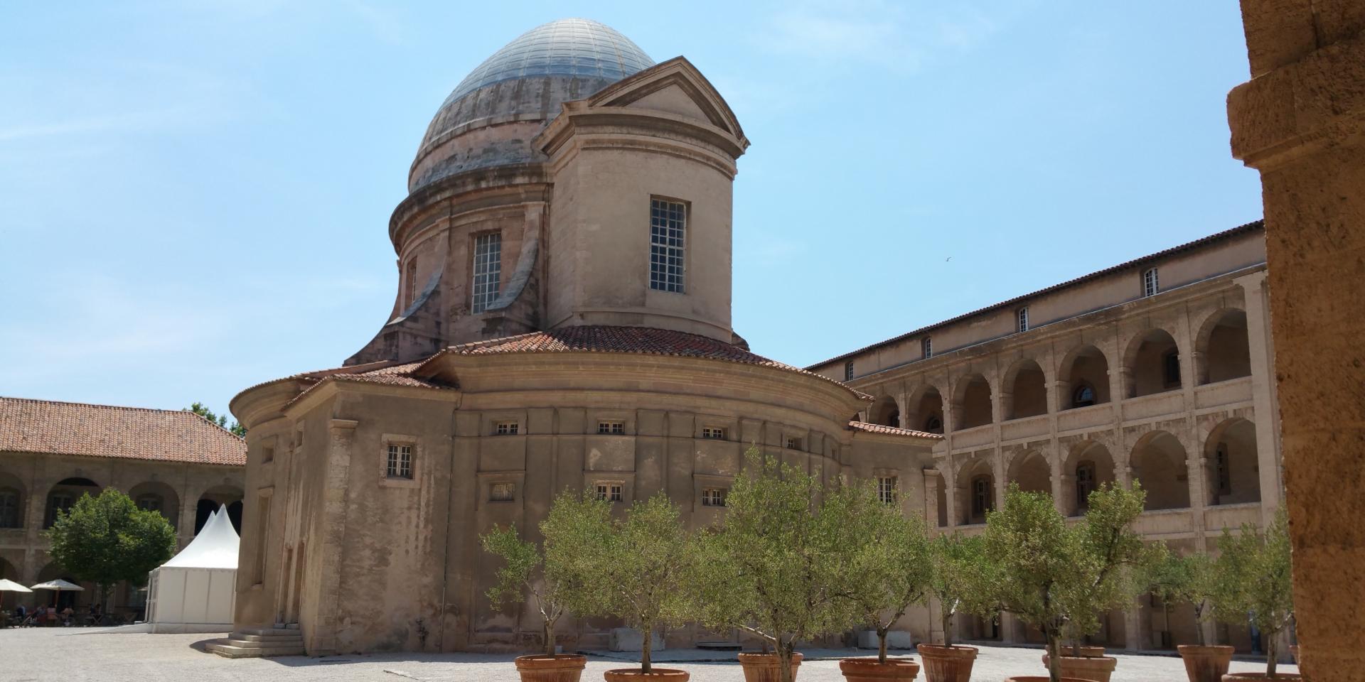 Chapelle dans la cour de la vieille charité, dans le quartier du Panier à Marseille